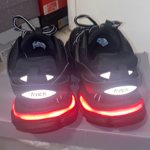 Balenciaga Track Runner Led - Picture 8 of 9